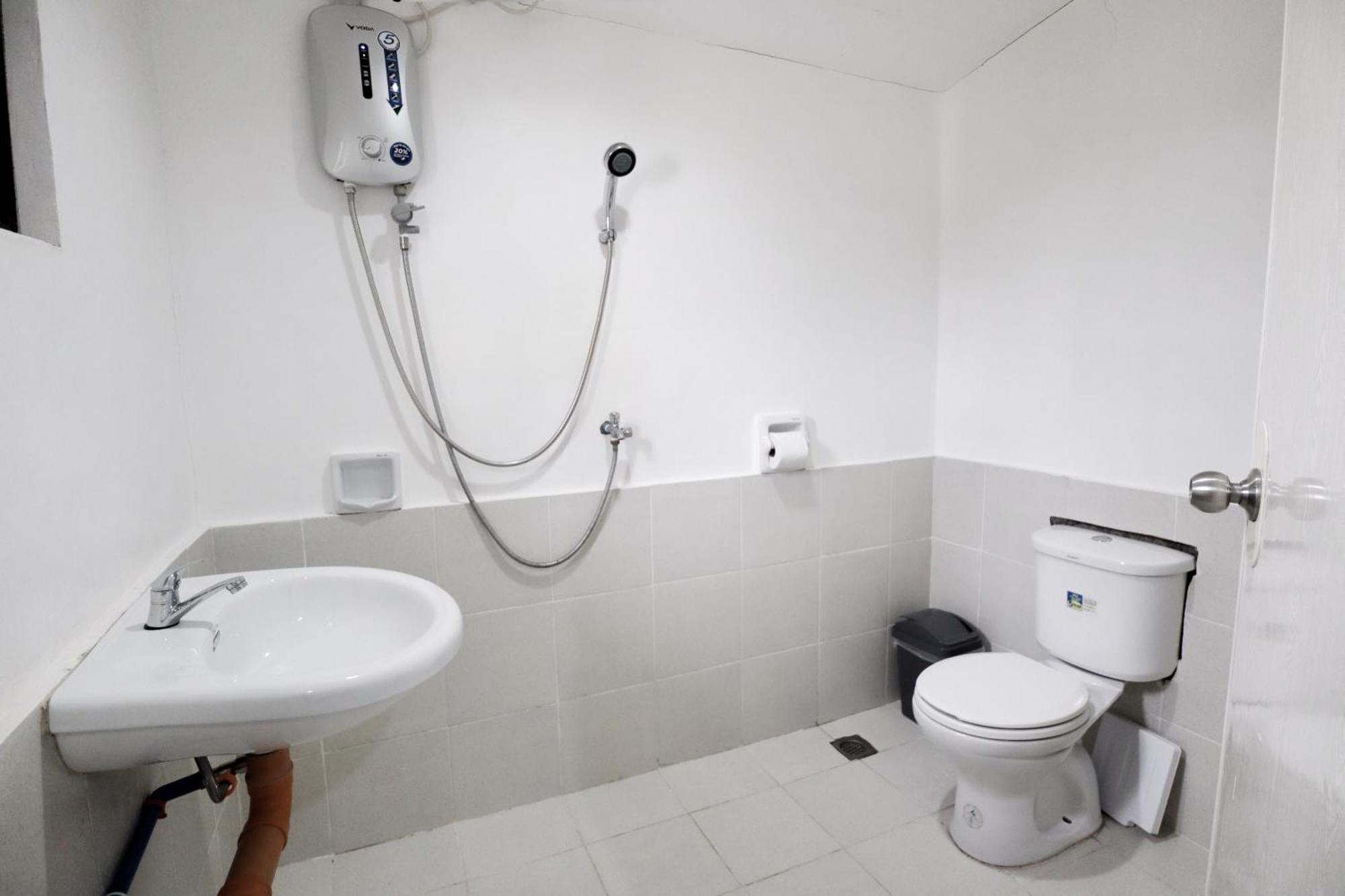 Ocean Breeze Hostel By Daily Sweet موالبوال المظهر الخارجي الصورة