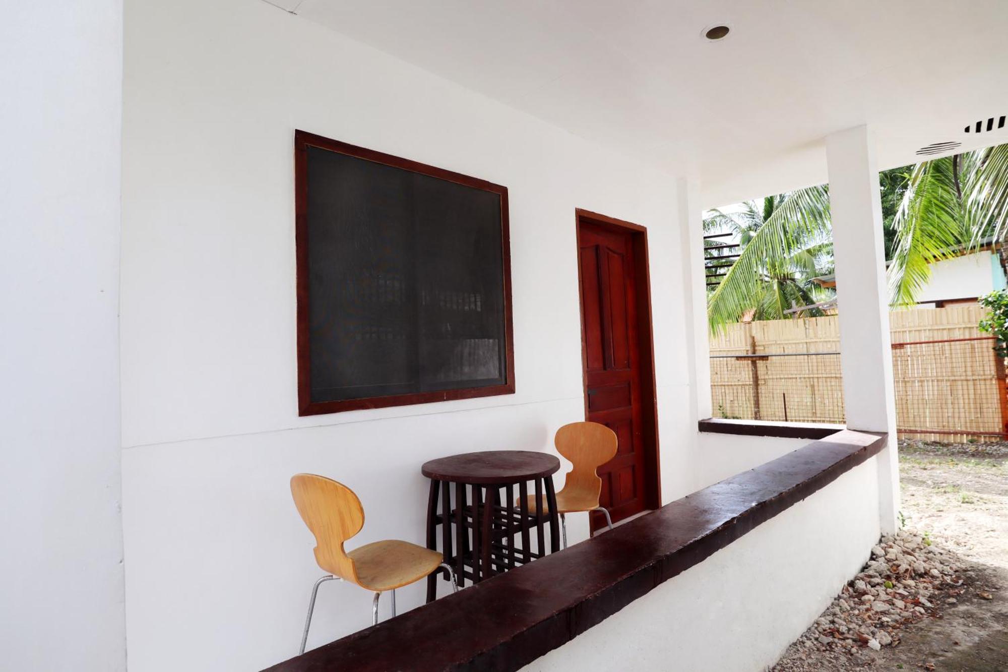 Ocean Breeze Hostel By Daily Sweet موالبوال المظهر الخارجي الصورة